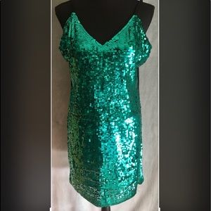 🎉HP🎉 Jerry Beck Sequined Green Party Dress